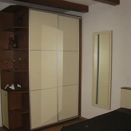 Boldog Asszony Apartman Apartment *